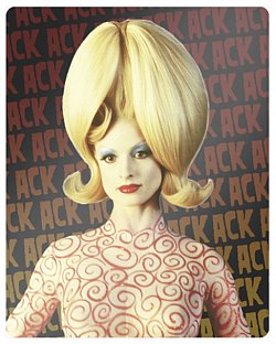 Mars Attacks! 1996 Blu-ray / 4K Ultra HD + Blu-ray (30th Anniversary Collector\'s ) - Volume.ro