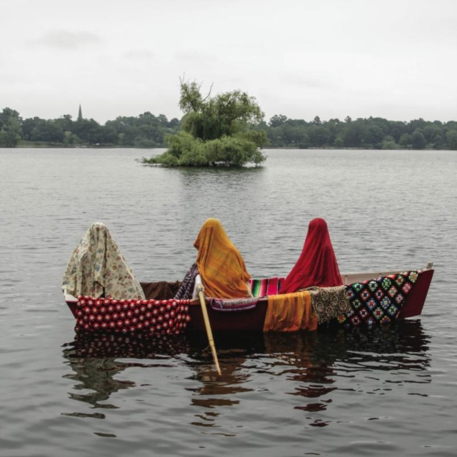 Quilt - Held in Splendor - Volume.ro