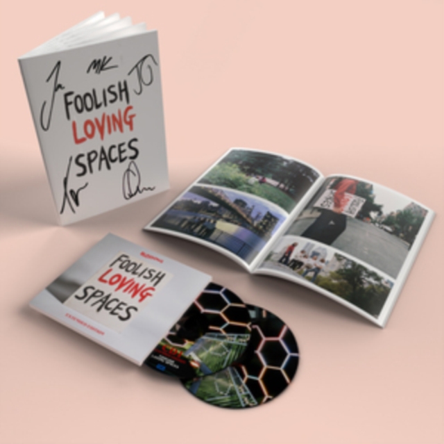 Blossoms - Foolish Loving Spaces - Volume.ro