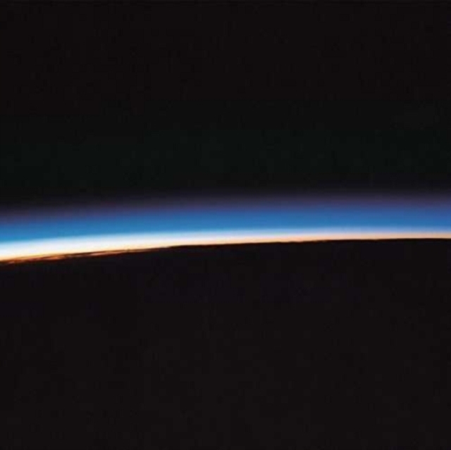 Mystery Jets - Curve of the Earth - Volume.ro